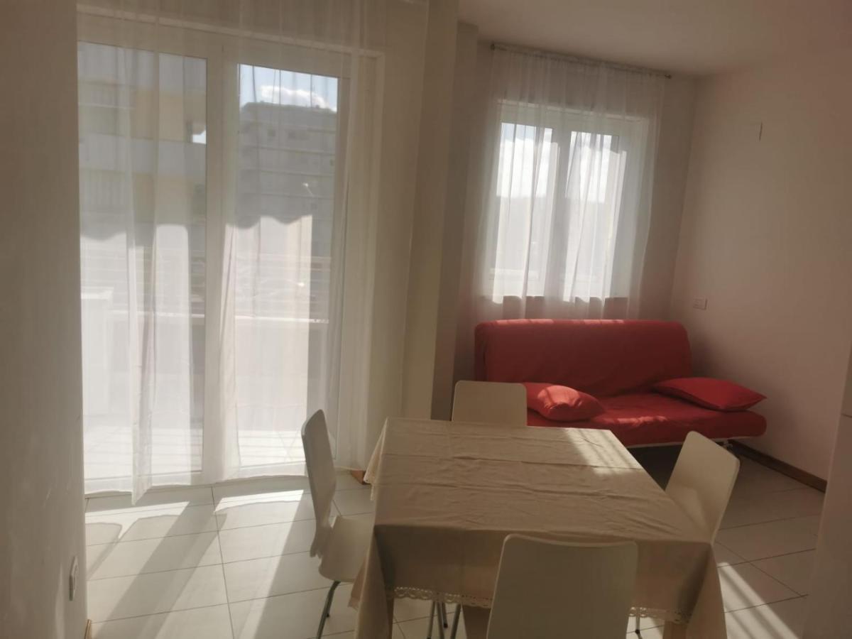 Casamare Alba Adriatica Frontemare Apartment ภายนอก รูปภาพ
